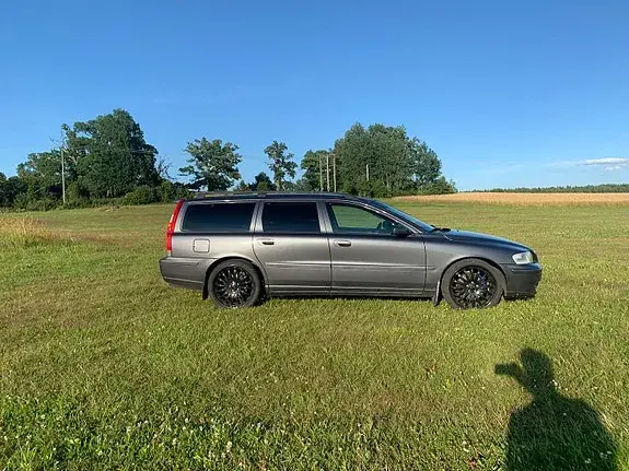 Volvo V70 2004 photo 2