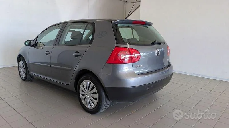 Volkswagen Golf 2008 photo 4