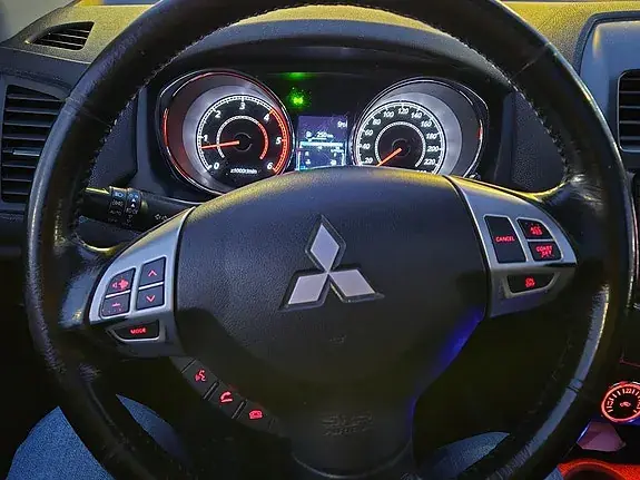 Mitsubishi Asx 2012 photo 5