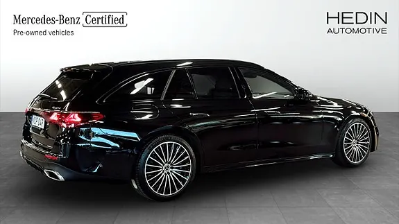 Mercedes-Benz E300 De 2025 photo 2