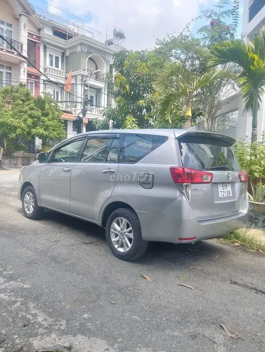 Toyota Innova 2017 photo 3