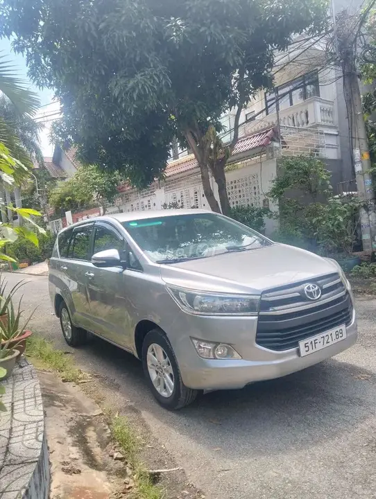 Toyota Innova 2017 photo 2