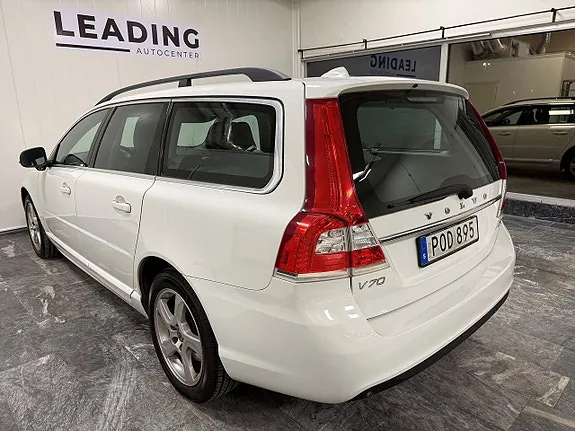 Volvo V70 2016 photo 2