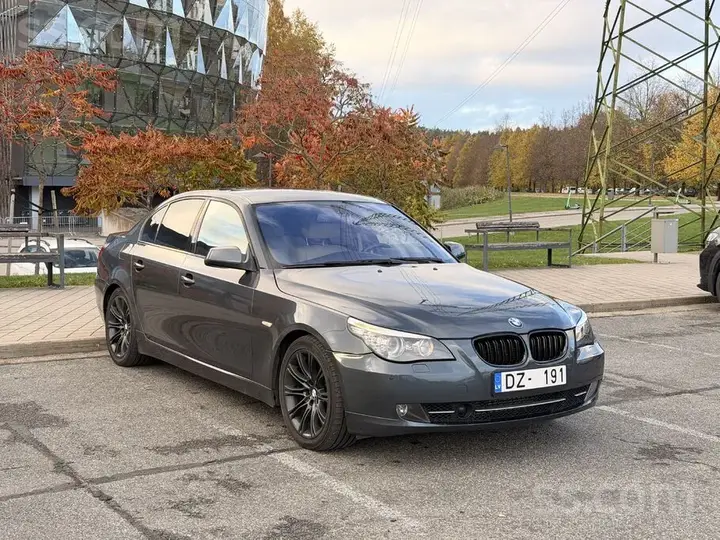 BMW 530