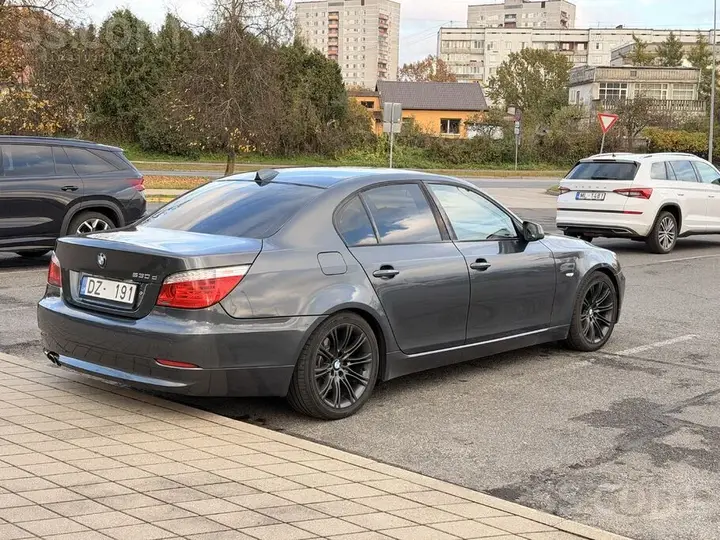 BMW 530 2007 photo 4