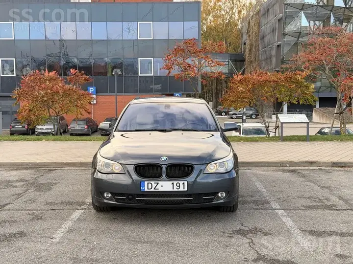 BMW 530 2007 photo 2
