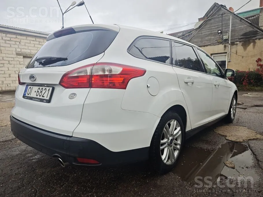 Ford Focus 2013 photo 5
