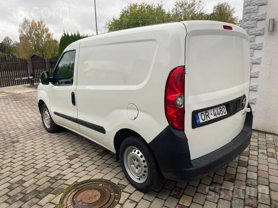 Opel Combo 2018 photo 3