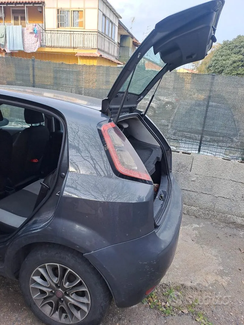 Fiat Punto 2013 photo 4