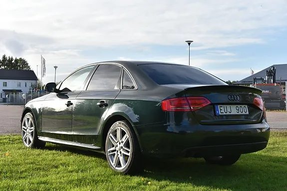 Audi A4 2009 photo 5
