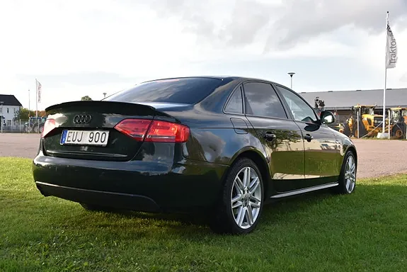 Audi A4 2009 photo 4