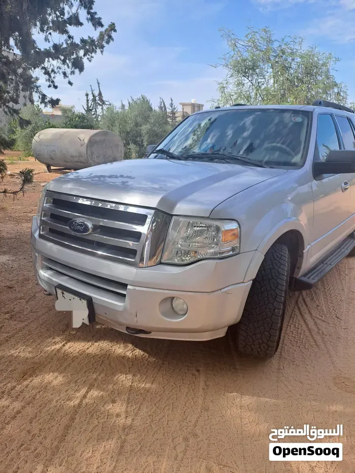 Ford Expedition 2014 photo 2
