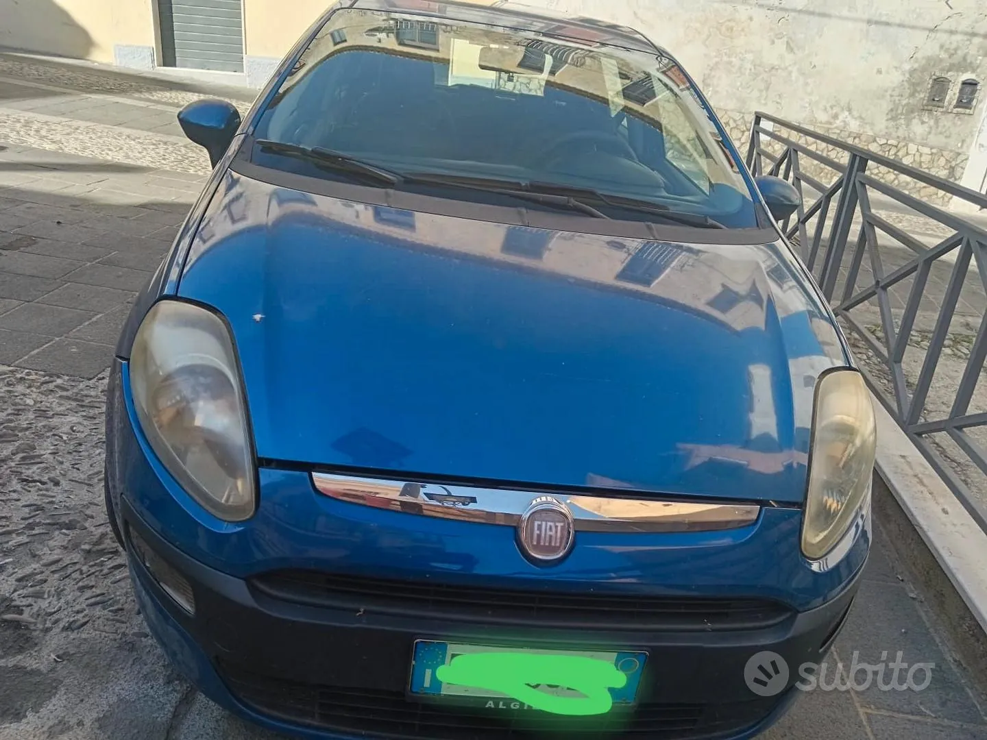 Fiat Grande Punto 2011 photo 3