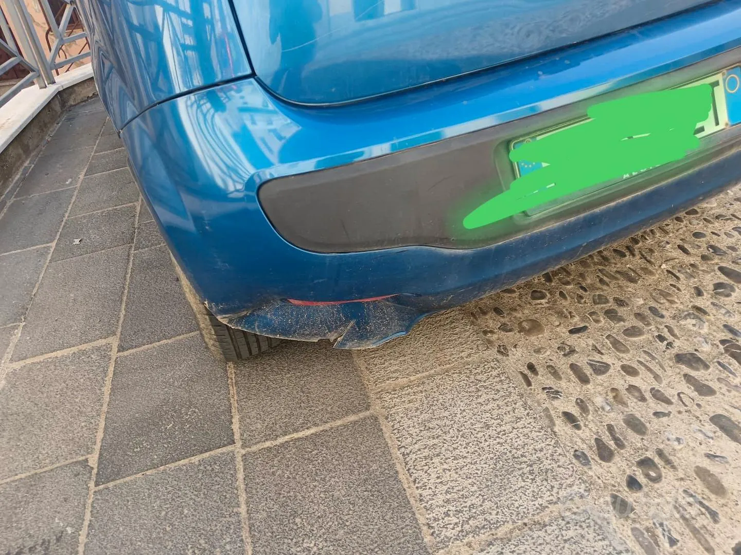 Fiat Grande Punto 2011 photo 4