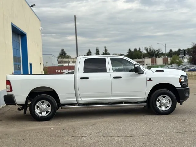 Ram 3500 Tradesman 2024 photo 2