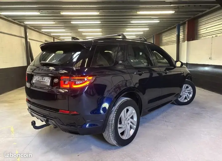 Land Rover Discovery Sport 2023 photo 3