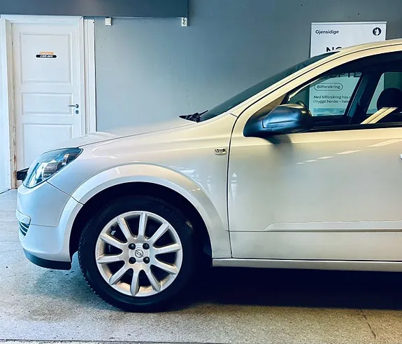 Opel Astra 2005 photo 3