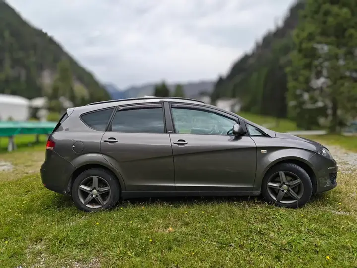 Seat Altea Xl 2014 photo 2