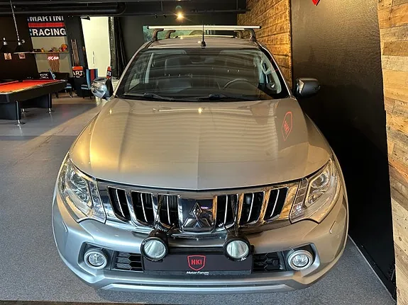 Mitsubishi L200 2016 photo 5