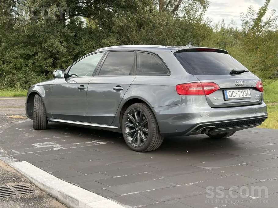 Audi A4 2013 photo 3