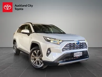 Toyota Rav4 2024 photo 2