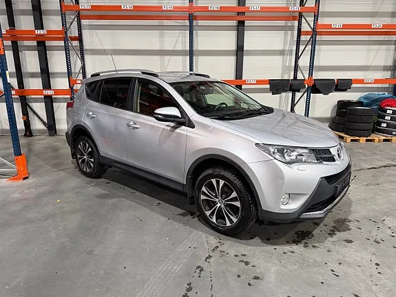Toyota Rav4 2015 photo 2