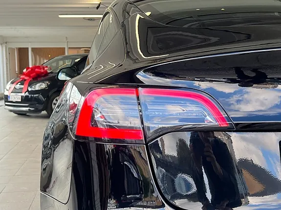 Tesla Model 3 2021 photo 4