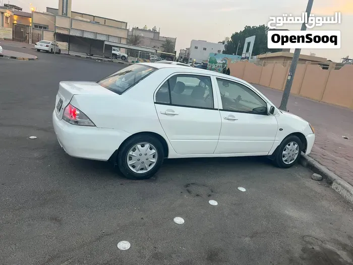 Mitsubishi Lancer 2005 photo 2