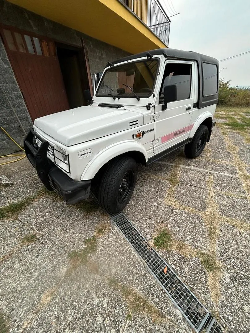 Suzuki Samurai 1989 photo 2