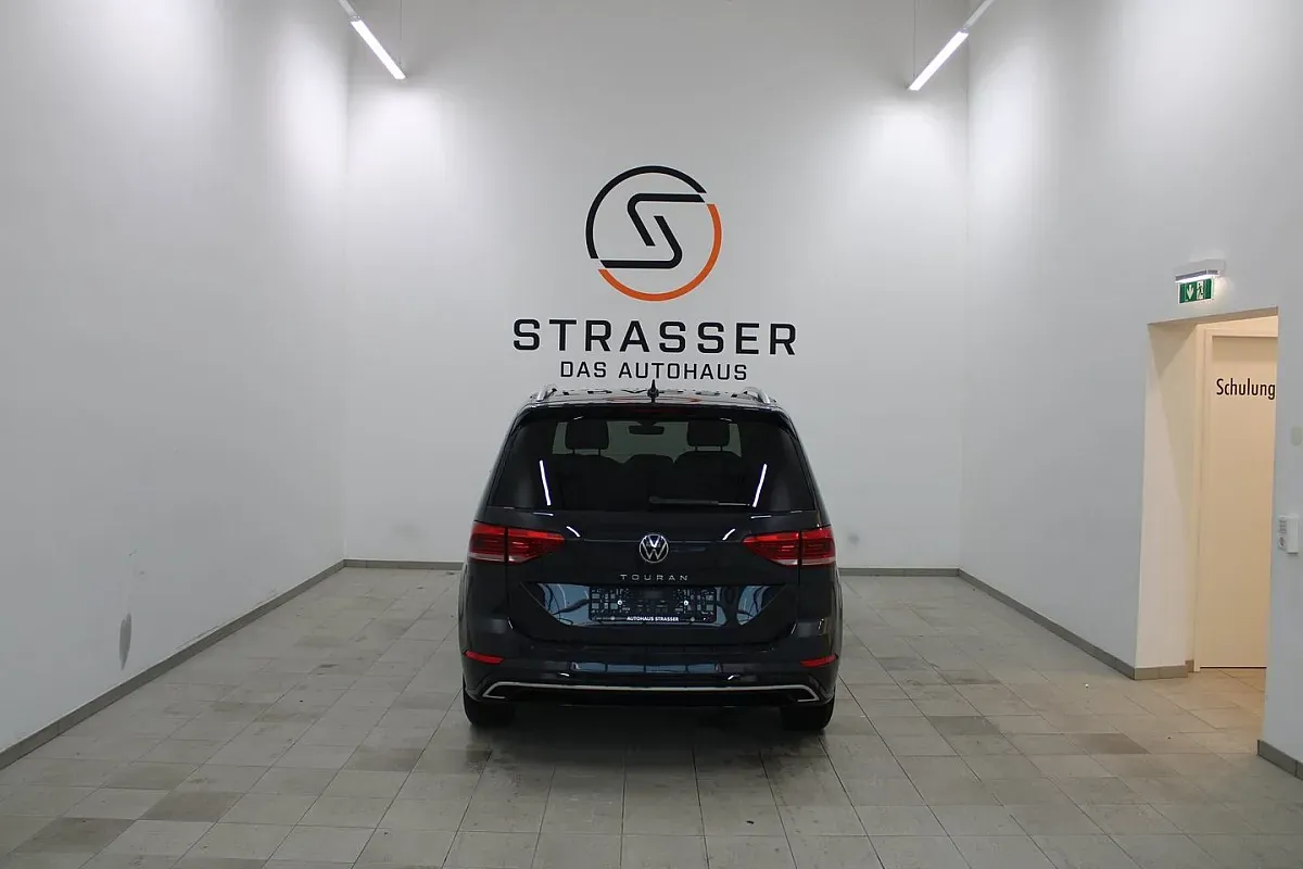 Volkswagen Touran 2025 photo 3
