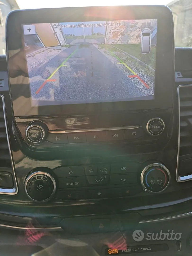 Ford Tourneo Custom 2018 photo 4
