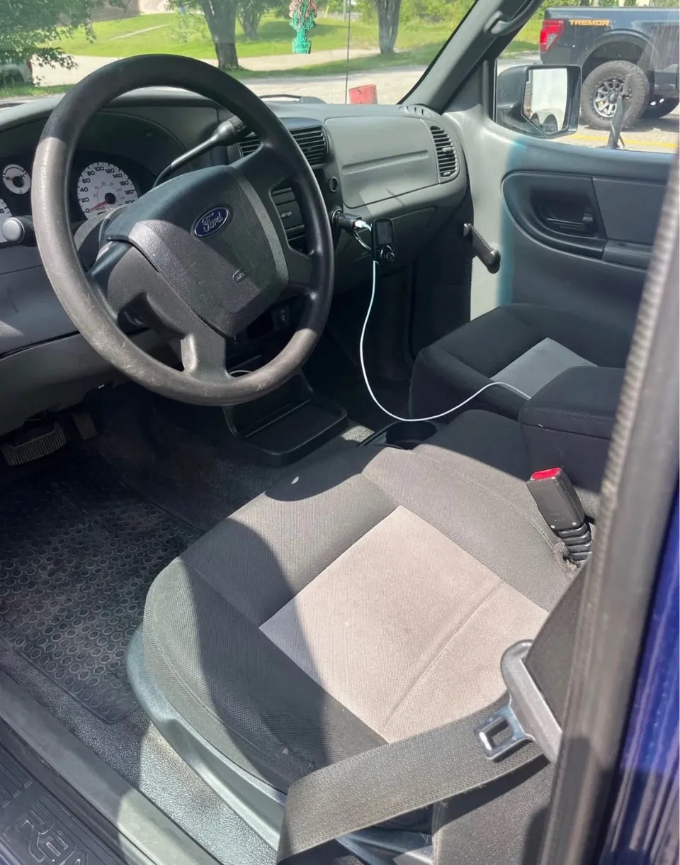 Ford Ranger 2010 photo 4