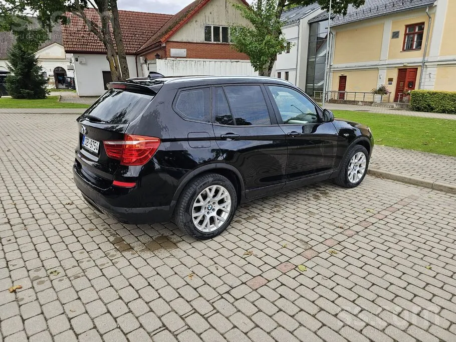 BMW X3 2015 photo 2