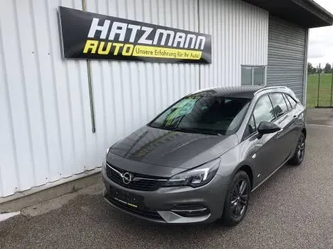Opel Astra 2022 photo 2