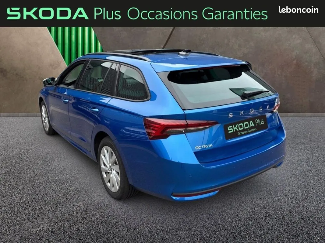 Skoda Octavia 2026 photo 4