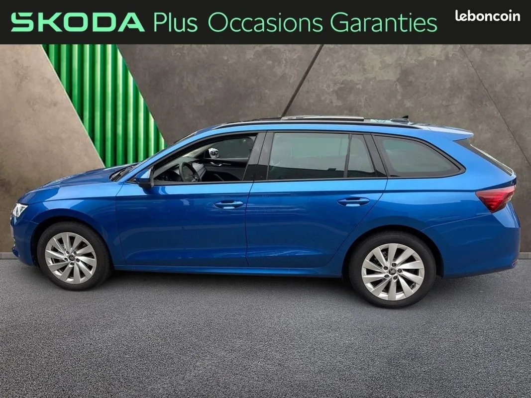 Skoda Octavia 2026 photo 2