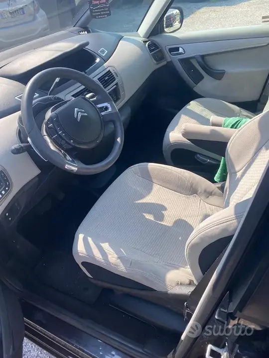 Citroen C4 2008 photo 5