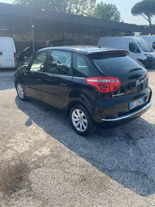 Citroen C4 2008 photo 4