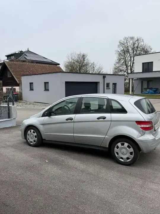 Mercedes-Benz B-Class 2007 photo 2