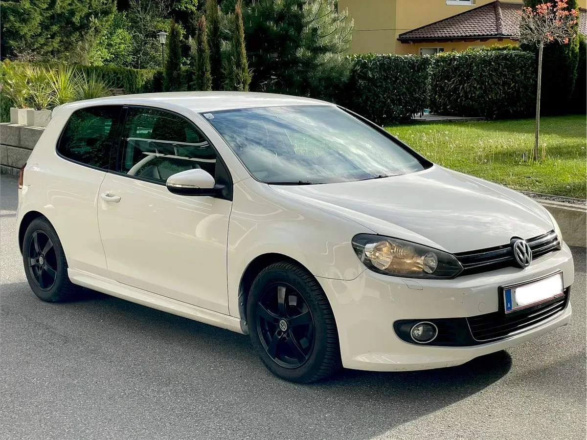 Volkswagen Golf 2011 photo 3