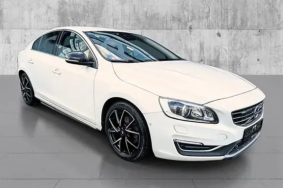 Volvo S60 2016 photo 4