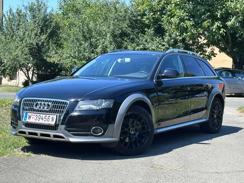 Audi A4 Allroad 2010 photo 2