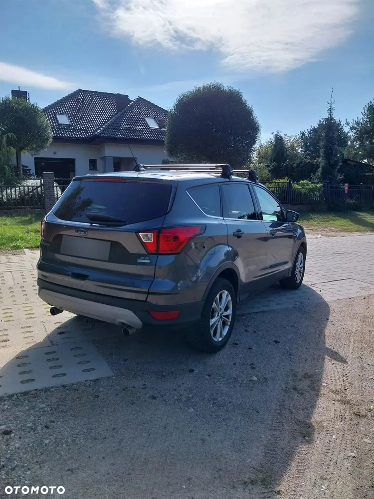 Ford Escape 2019 photo 4