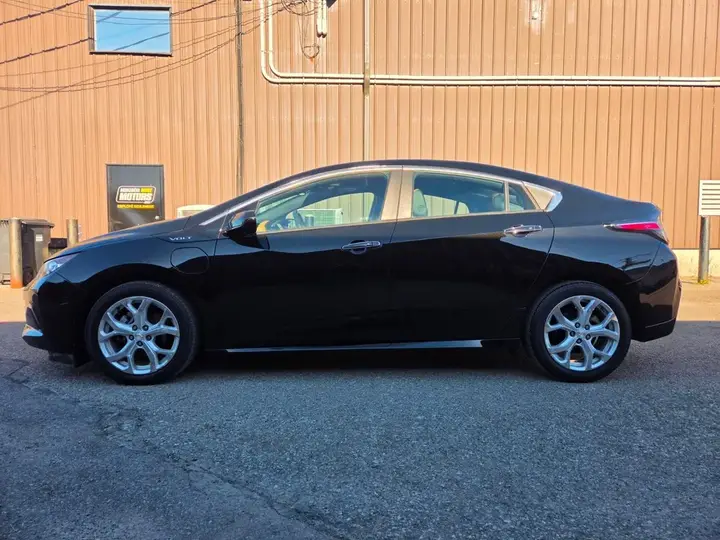 Chevrolet Volt 2018 photo 4