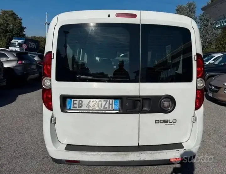 Fiat Doblo 2010 photo 3
