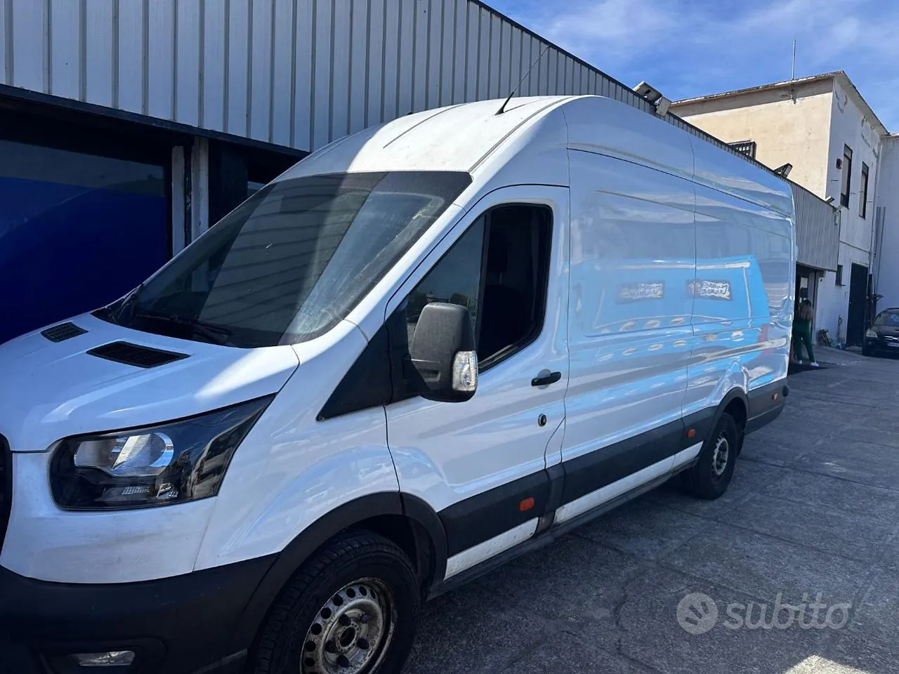 Ford Transit 2021 photo 2