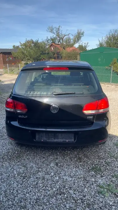 Volkswagen Golf 2011 photo 2