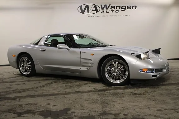 Chevrolet Corvette 2000 photo 2