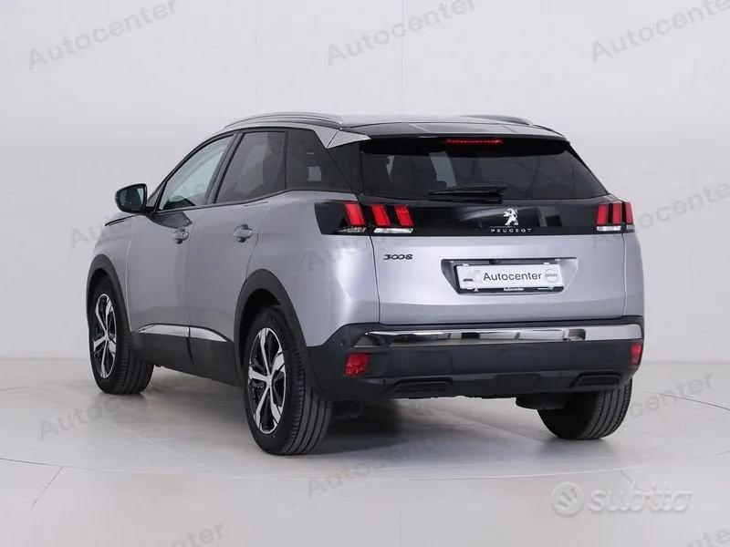 Peugeot 3008 2020 photo 4