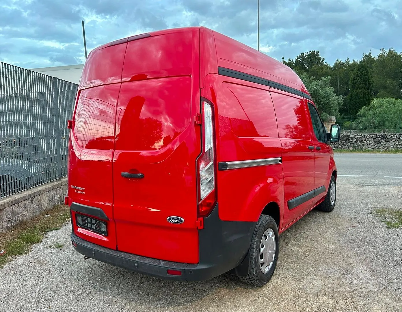 Ford Tourneo Custom 2017 photo 3